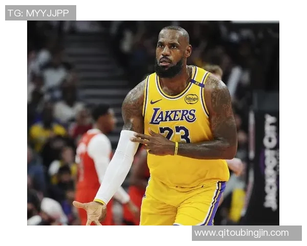 詹皇复出！湖人队逆转击败凯尔特人队，重返巅峰之路
